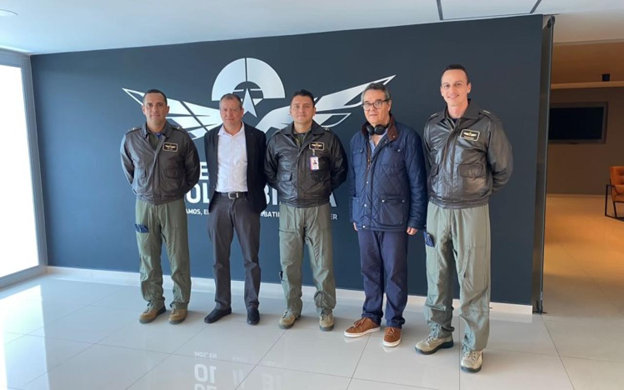 Visita AAAES/UAEAC –  Entrenadores de Vuelo Comando Aéreo de Transporte Militar, como herramienta para el entrenamiento del concepto Mínimos de Operación de Aeródromo para la Aviación de Estado