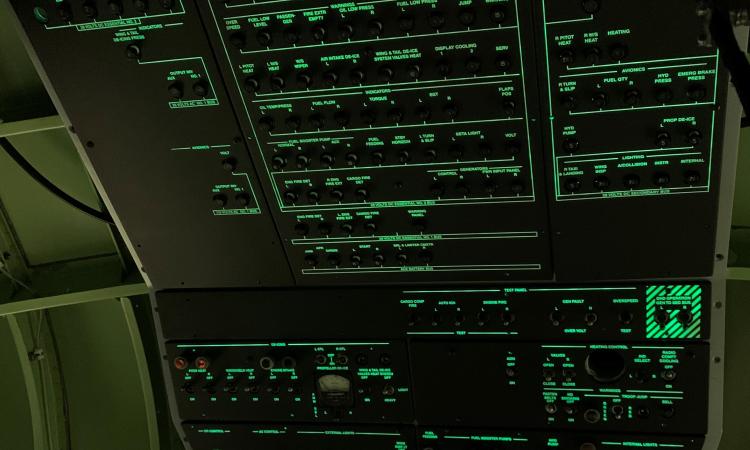 SECAD otorga Certificado de Calificación Aeronáutica (CCA) a la Compañía D'Marco Aéreo S.A.S para el producto KIT DE PANELES RETROILUMINADOS NVIS