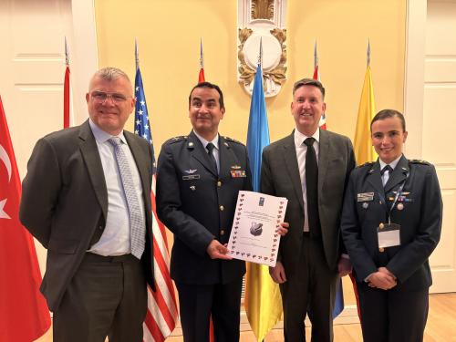 Colombia recibe reconocimiento de la OTAN como autoridad de aeronavegabilidad militar, fortaleciendo su liderazgo regional