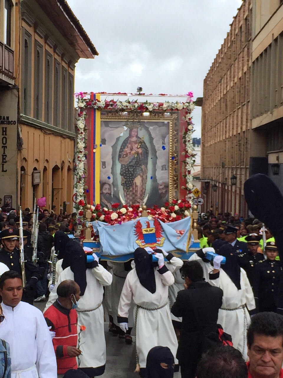Fuerza Aérea Colombiana presente en la celebración de la Virgen del Milagro  en Tunja | Fuerza Aeroespacial Colombiana
