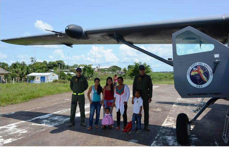 Fuerza Aérea Colombiana reúne a las familias del Amazonas en esta