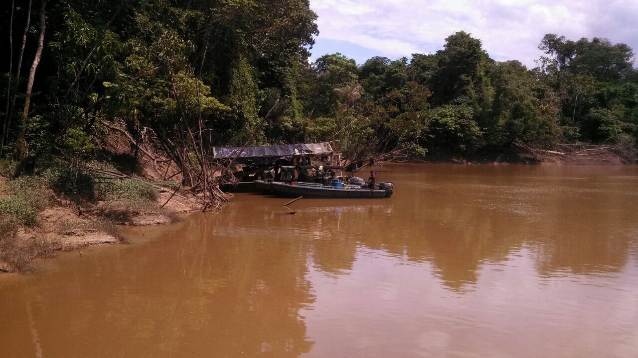 Golpe a la minería ilegal en el Amazonas propina la Fuerza Aérea Colombiana en operación conjunta