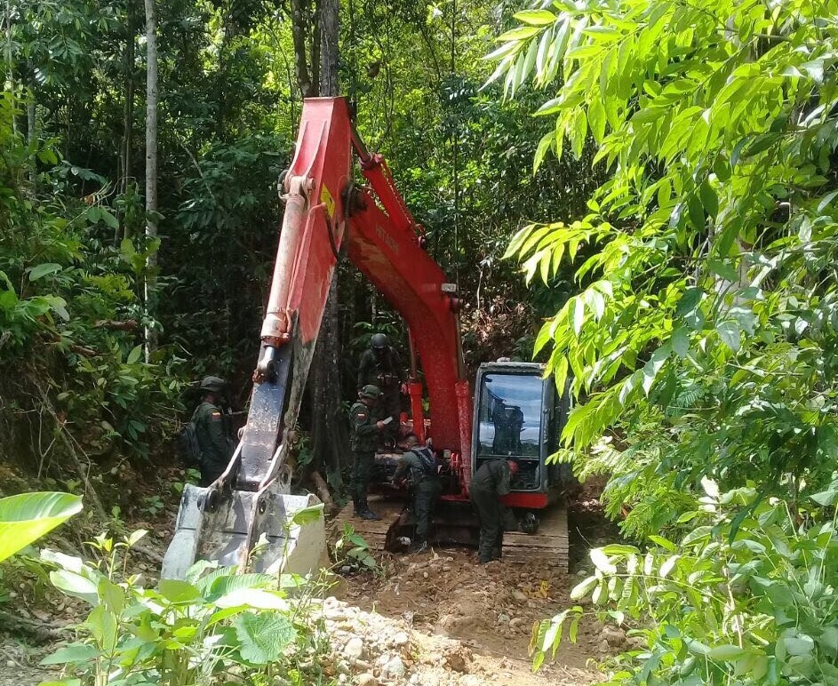 Fuerzas Militares propinan duro golpe contra la minería criminal en Nariño