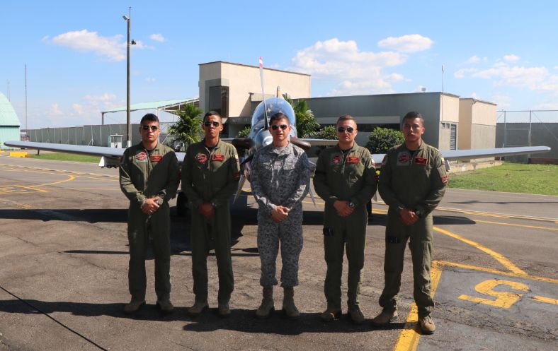 CACOM 2 graduó nuevos pilotos militares de la Fuerza Aérea Colombiana