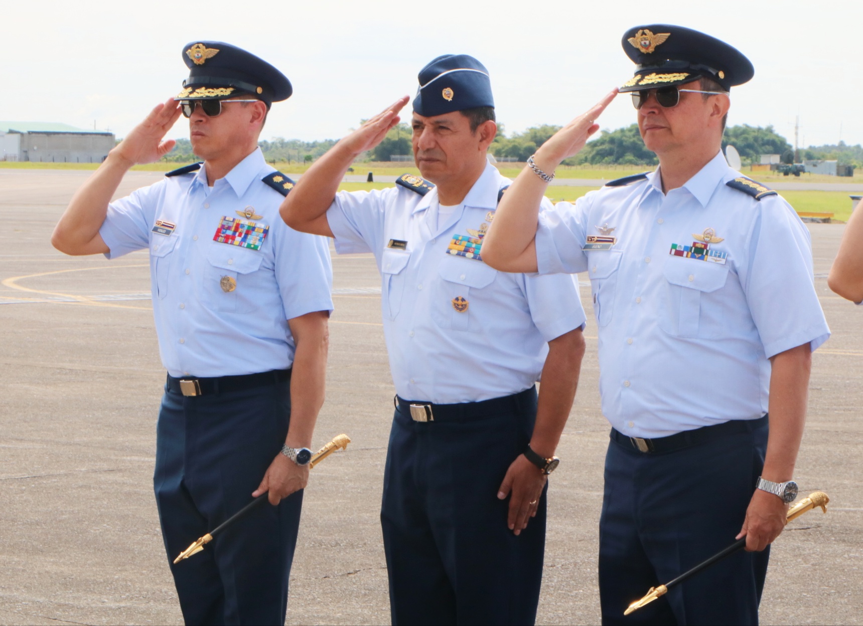 Fuerza Aérea Ecuatoriana conoció capacidades del CACOM 2