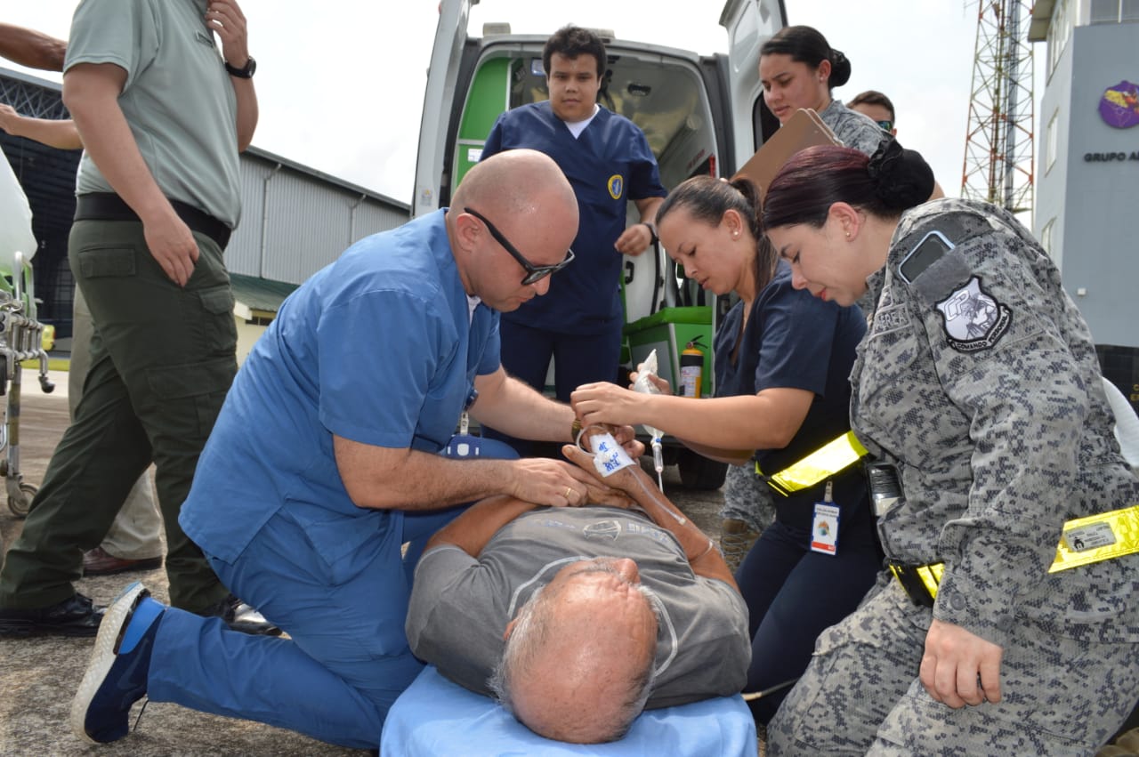 Pacientes del Amazonas fueron transportados un avión de la Fuerza Aérea Colombiana