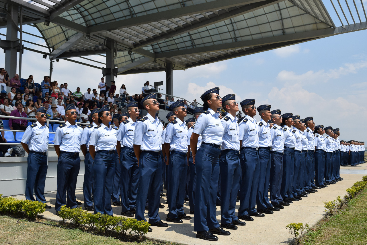 Escuela Militar de Aviaci n en el ranking de las mejores