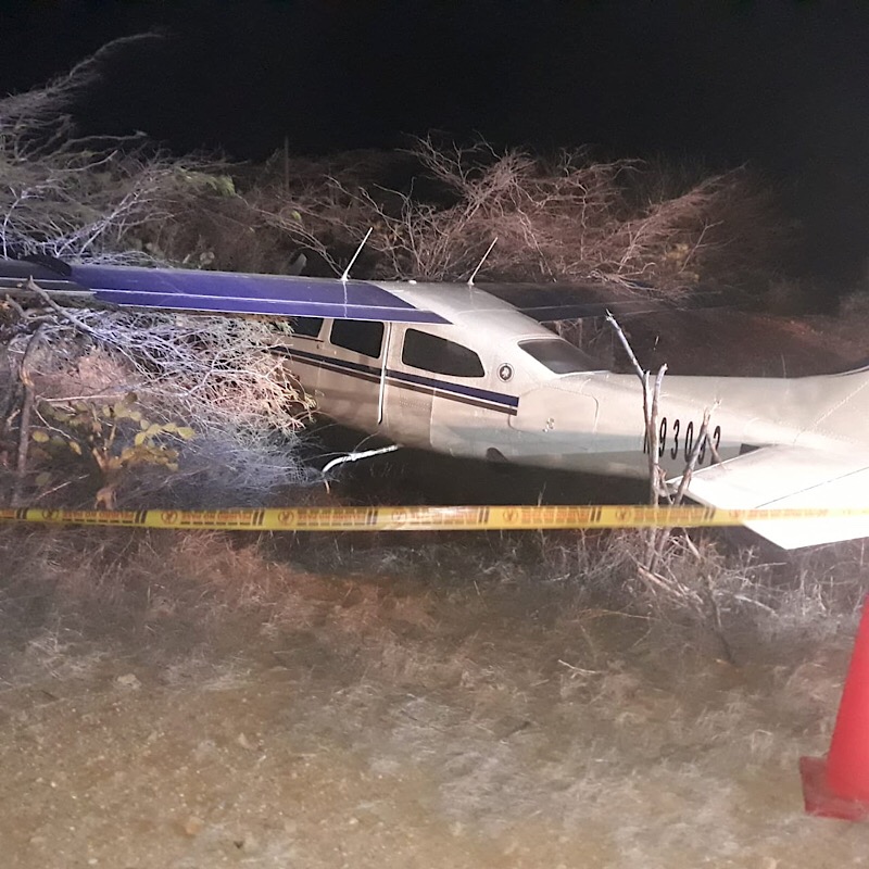 Interceptada e inmovilizada aeronave ilegal por aviones de combate de la FAC en la Guajira