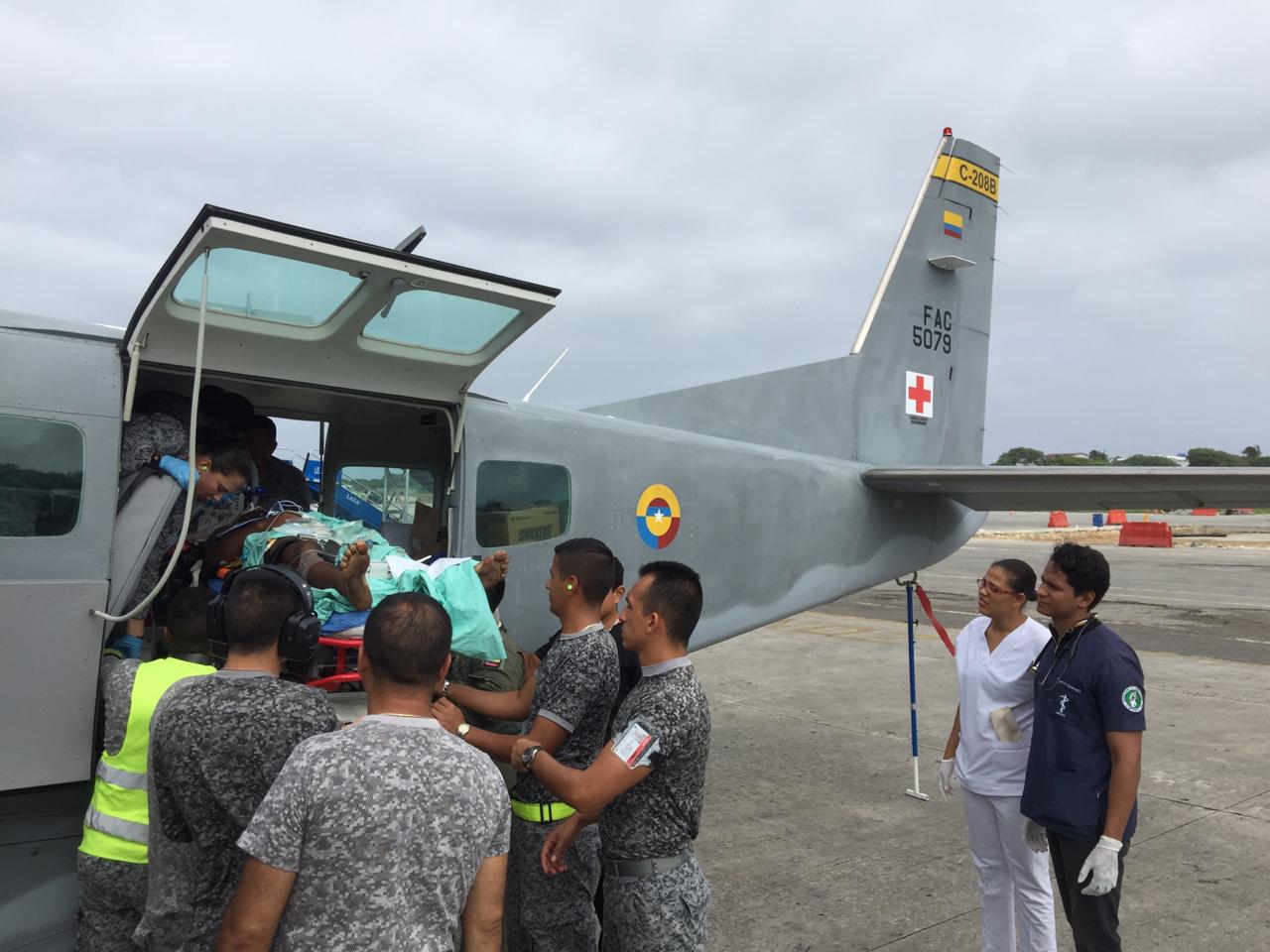 Aeronave ambulancia de la Fuerza Aérea Colombiana sigue salvando vidas en el Caribe
