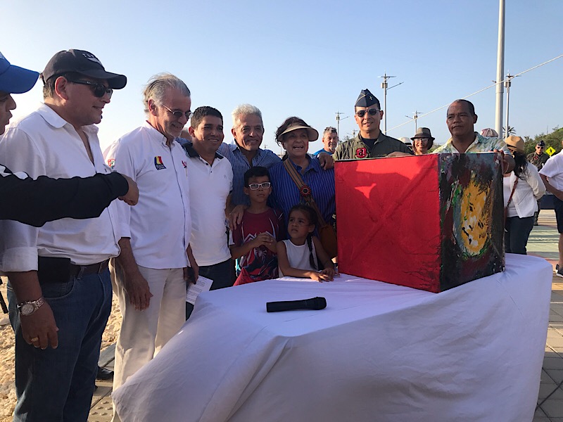 100 años del correo aéreo y de la Fuera Aérea Colombiana se conmemoraron en las playas de Puerto Colombia