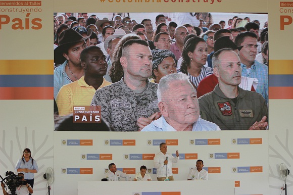 Fuerza Aérea Colombiana participó en Taller Construyendo País en Puerto Carreño