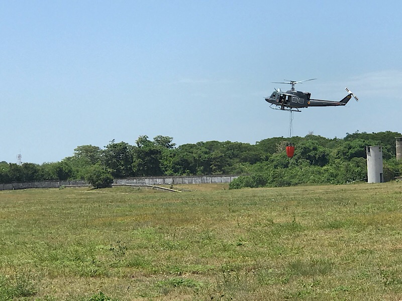 El incendio del Parque Nacional Isla Salamanca es atendido por la Fuerza Aérea Colombiana 