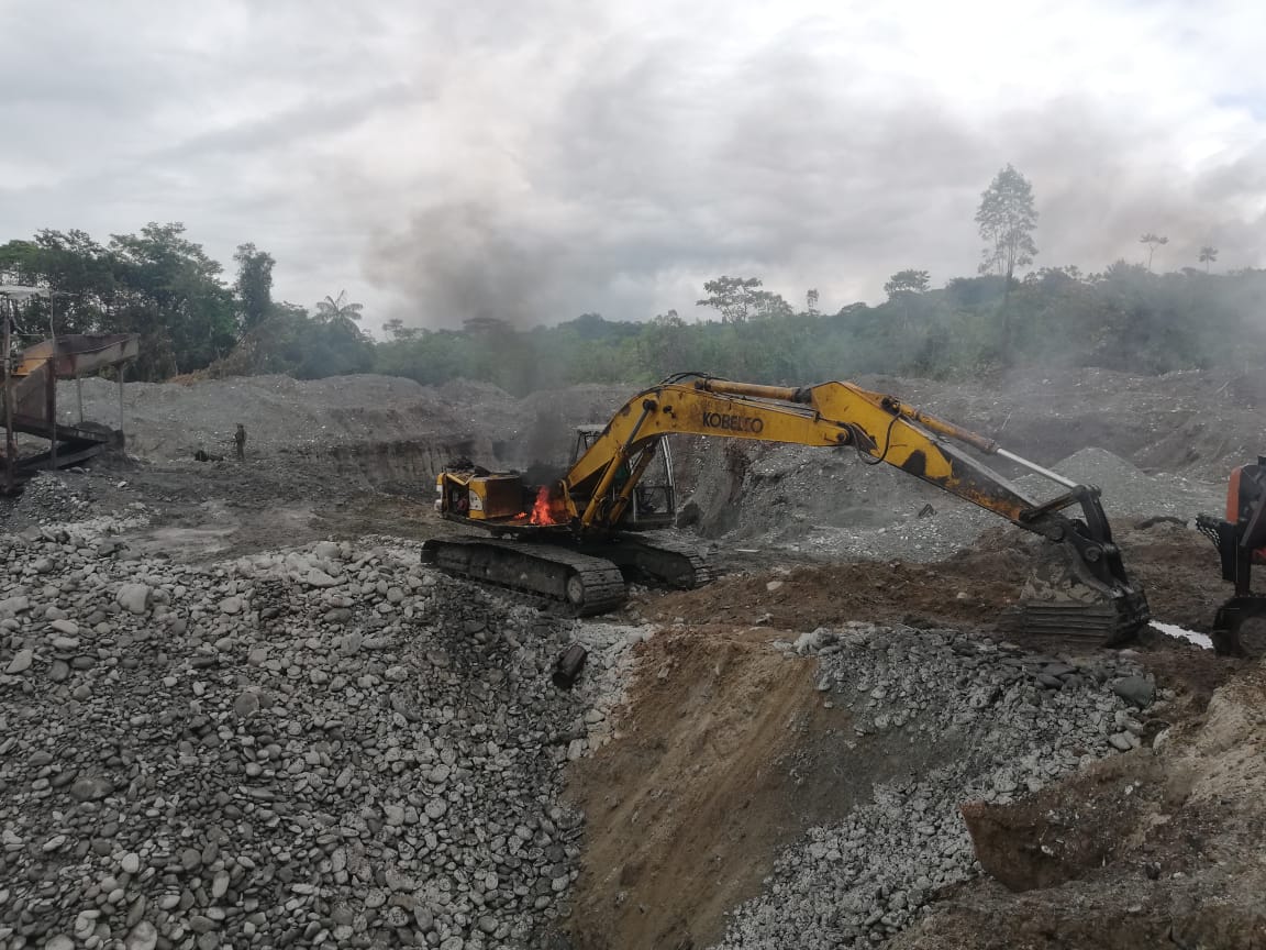 Fuerzas Militares propinan duro golpe contra la extración de yacimientos de oro en el Cauca