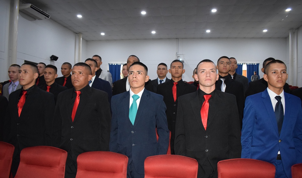 28 jóvenes culminaron con éxito y por lo alto su servicio militar en la Fuerza Aérea Colombiana