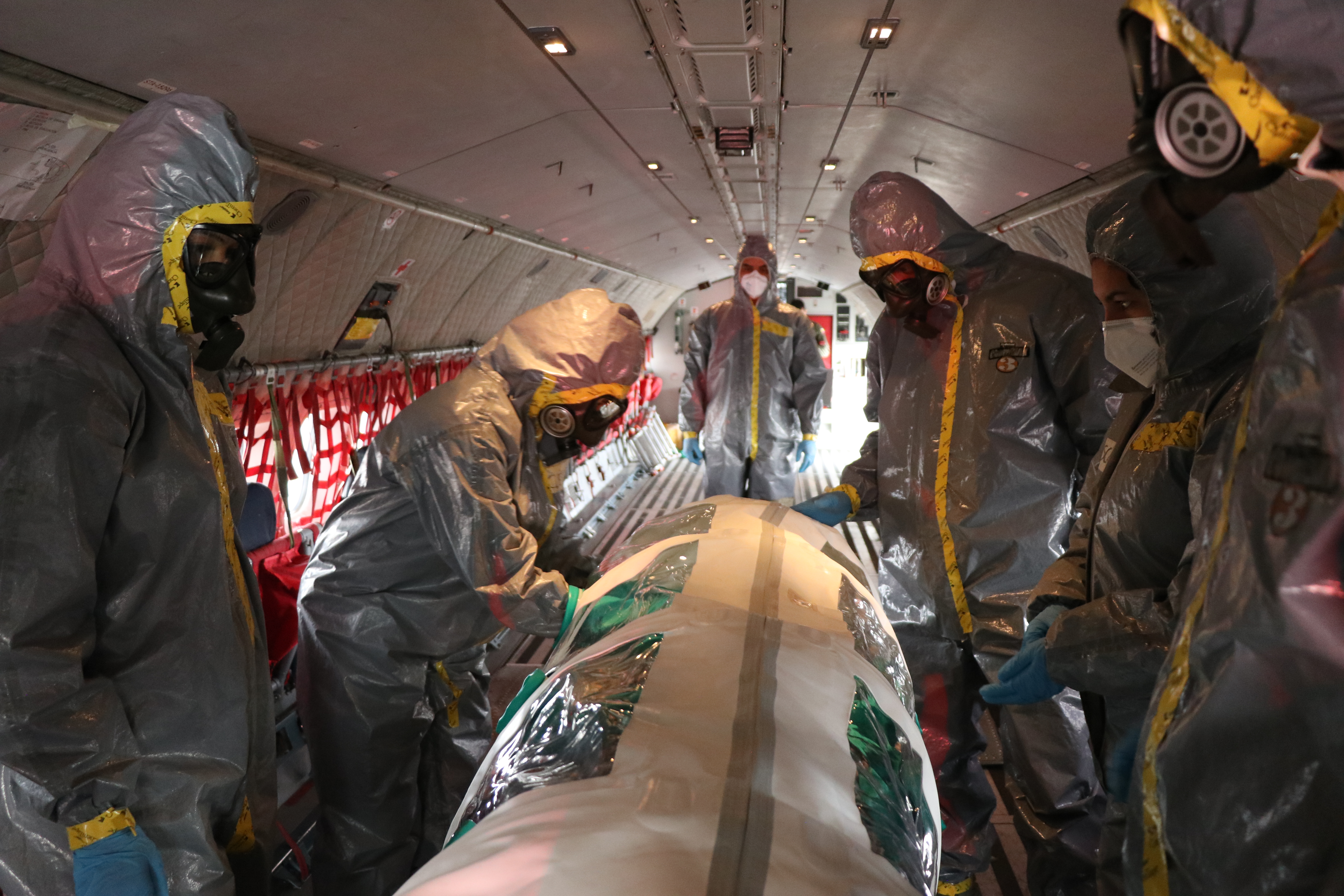 Capacitación para traslado y manejo de pacientes de alto riesgo, lideró la Fuerza Aérea en Bogotá