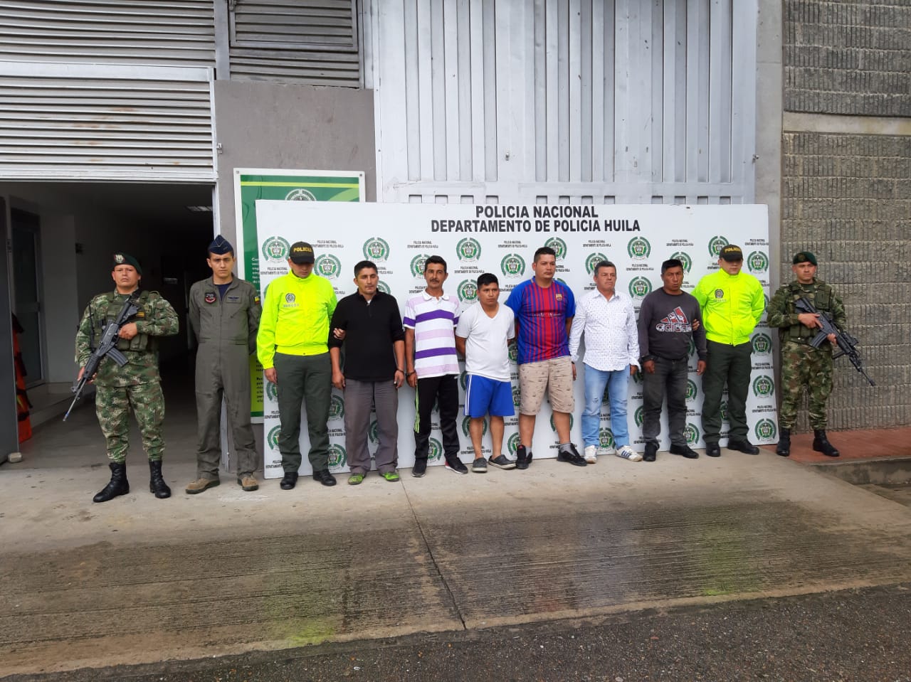 Capturados seis disidentes de las FARC que atemorizaban en los departamentos Huila, Tolima y Cauca.