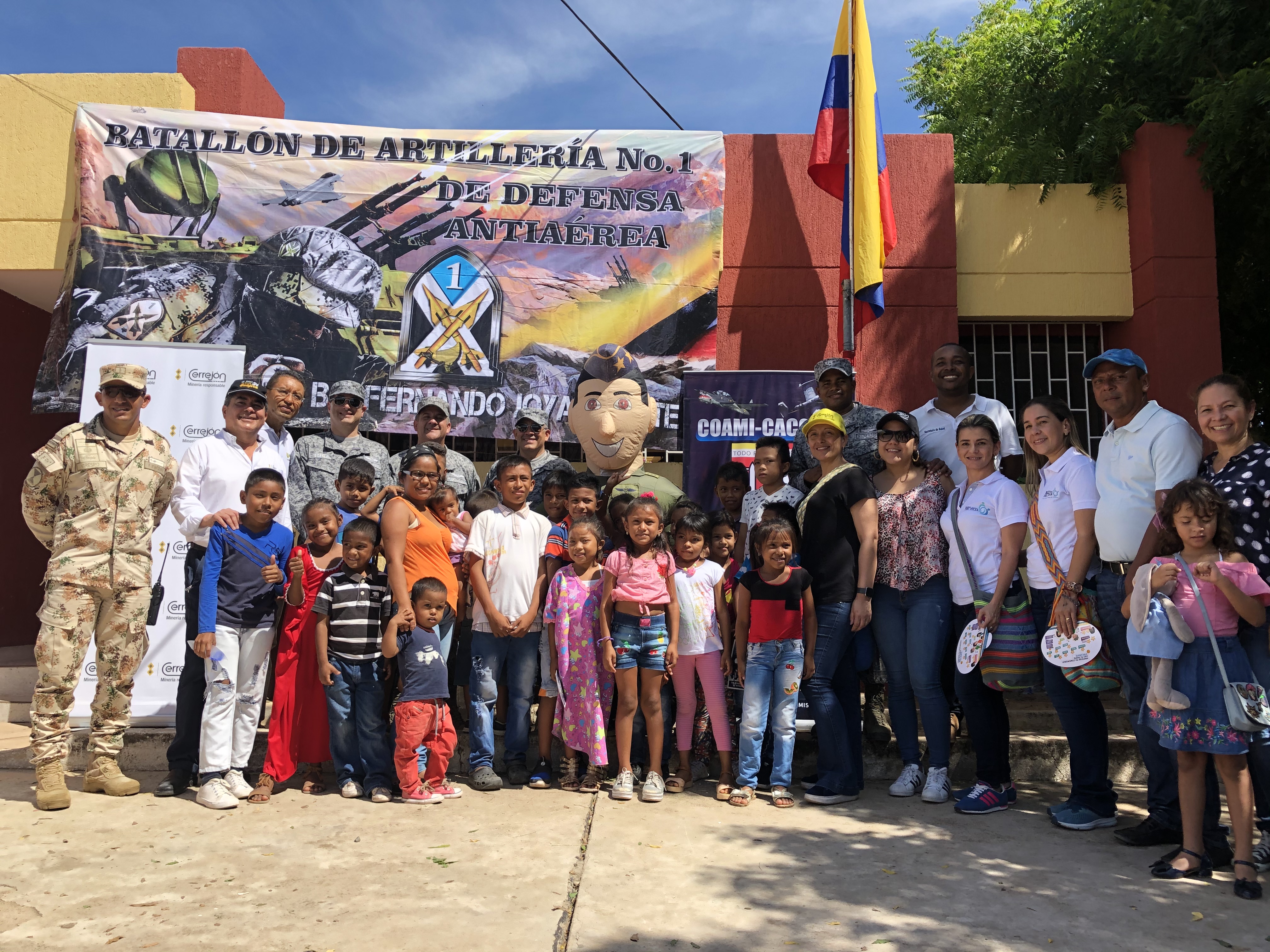 Fuerzas Militares le cumplen a la comunidad Wayúu en Barrancas 