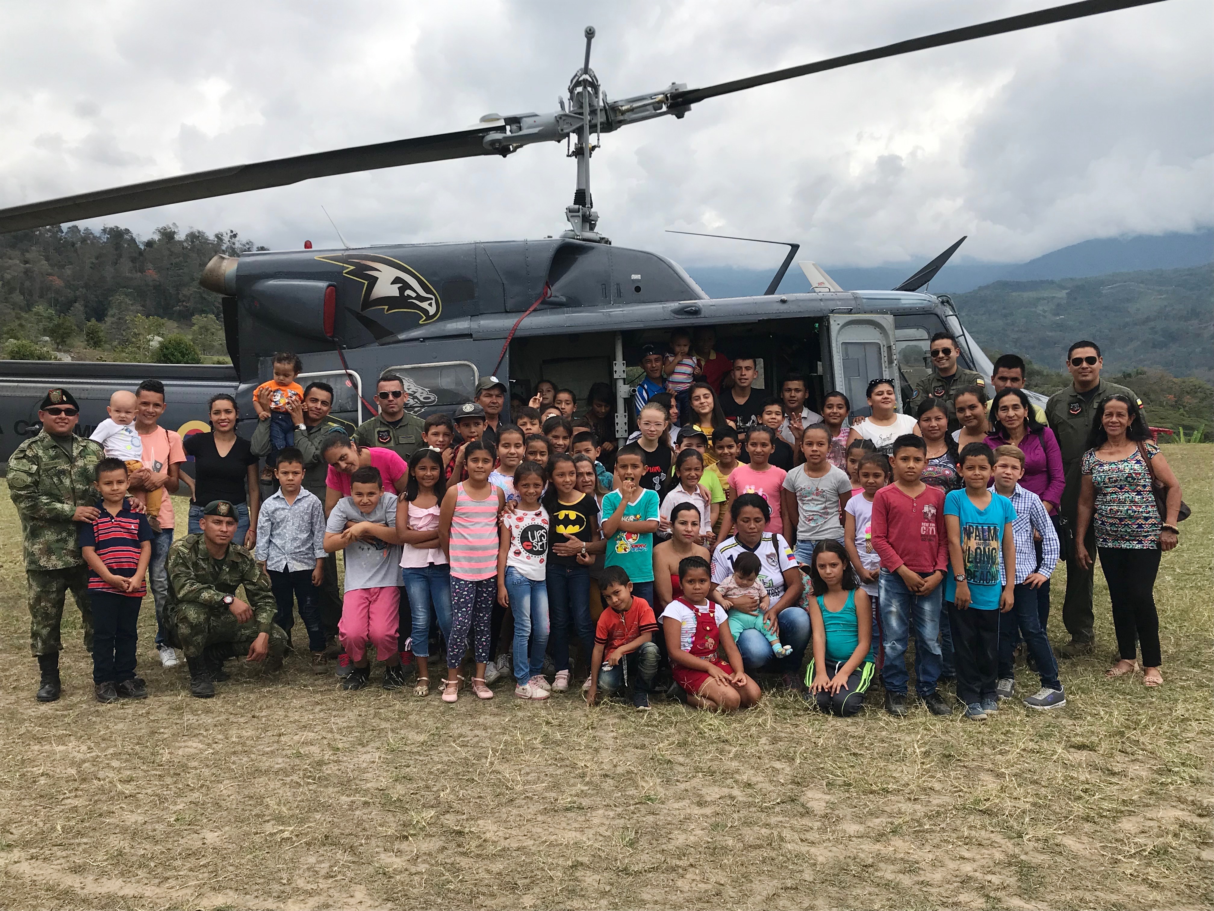 Villarriquenses compartieron con la Fuerza Aérea Colombiana