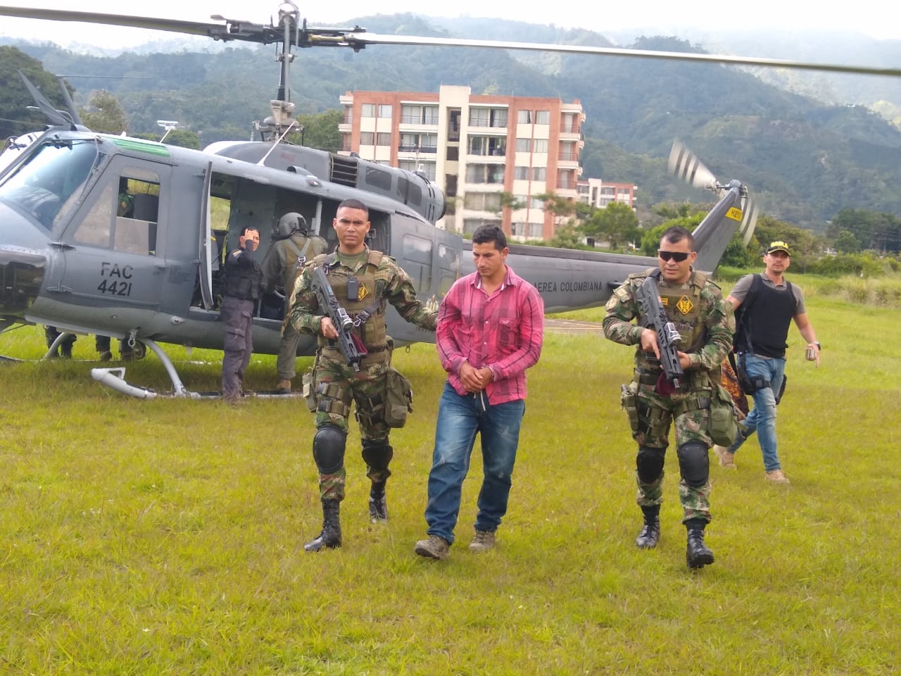 Alías "Piloso o Farid" fue capturado en el sur del Tolima durante operación militar 