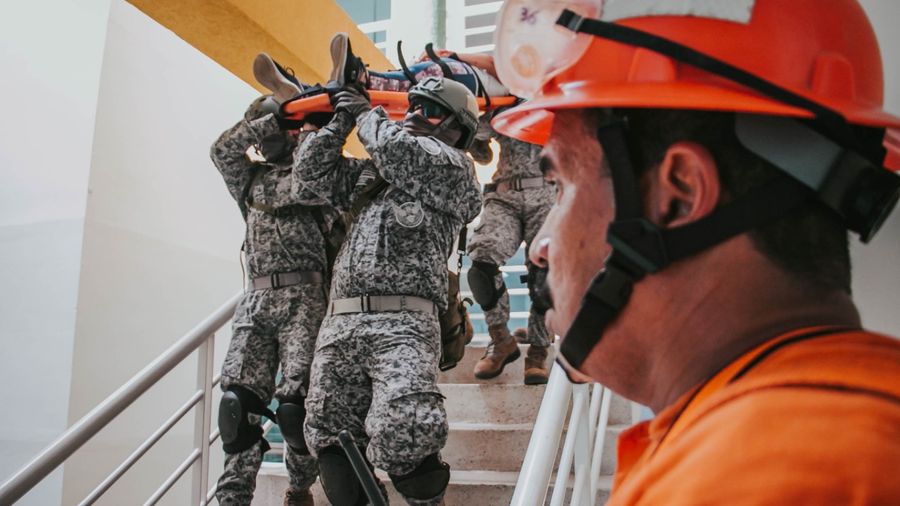 El Comando Aéreo de Combate No. 1 participó en el Simulacro Nacional de Respuesta a Emergencias en Puerto Salgar