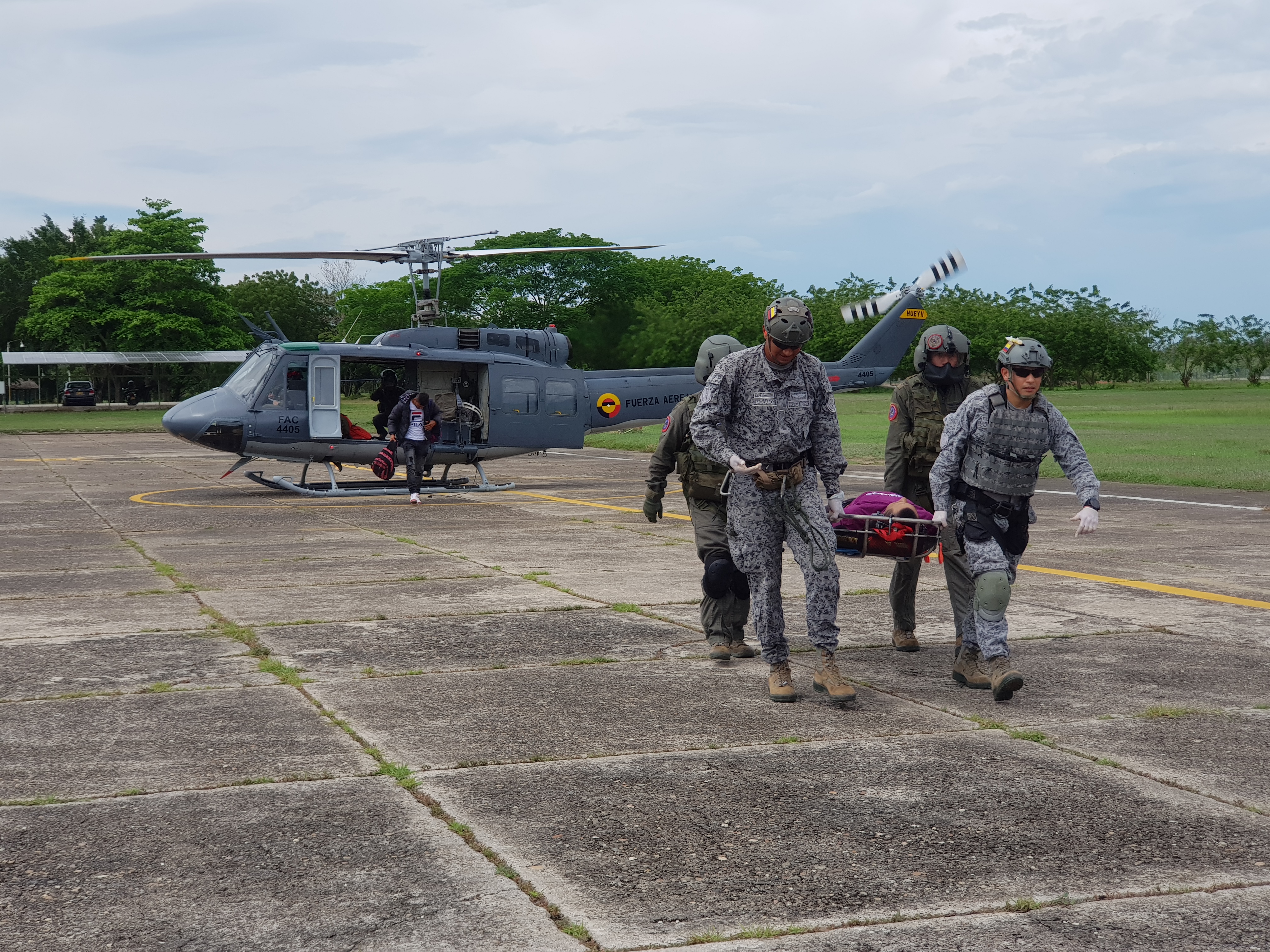 Oportuno traslado aeromédico realiza la Fuerza Aérea Colombiana en el Magdalena Medio
