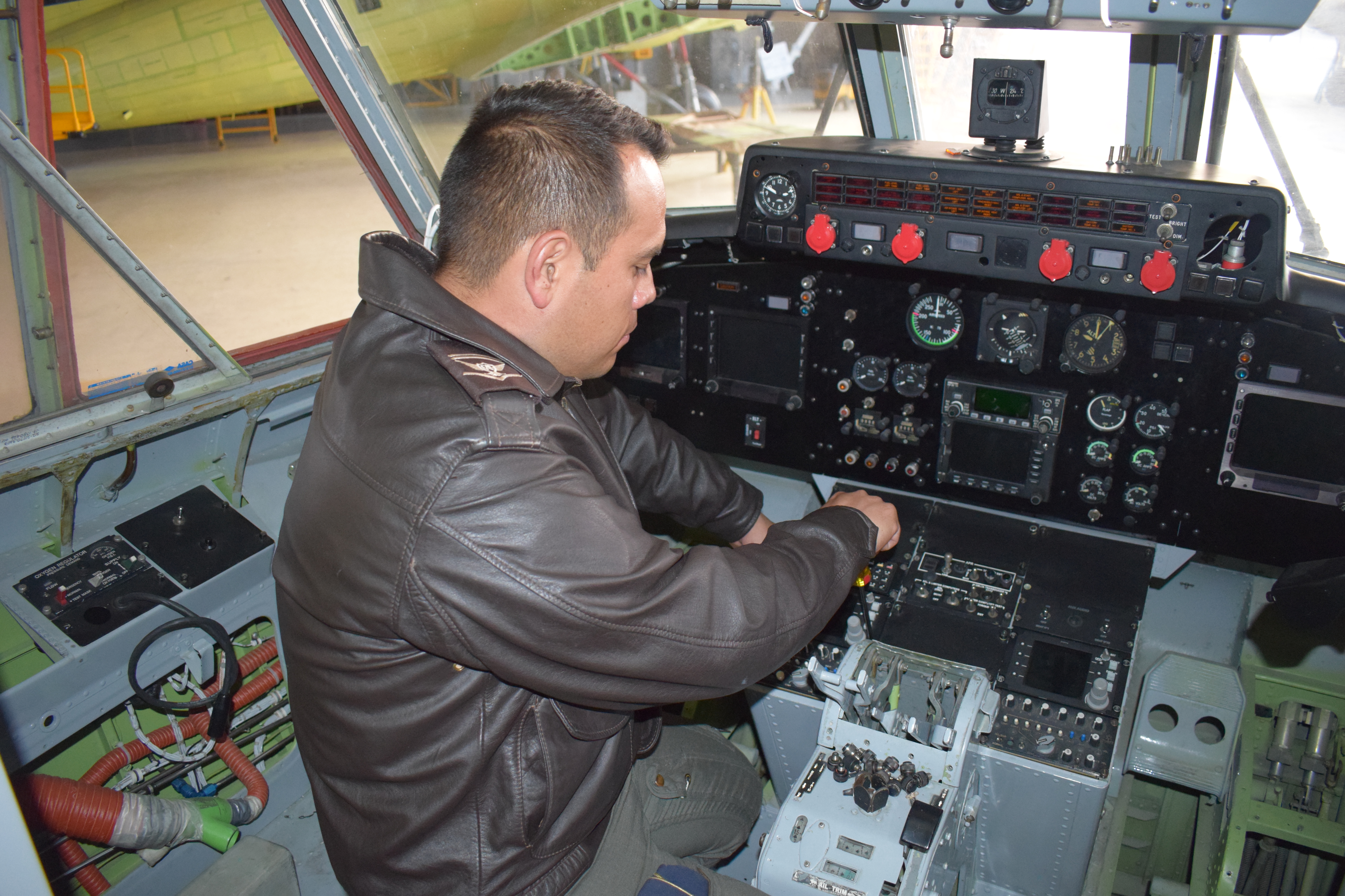  Actualización de Cabina una iniciativa del Comando Aéreo de Mantenimiento