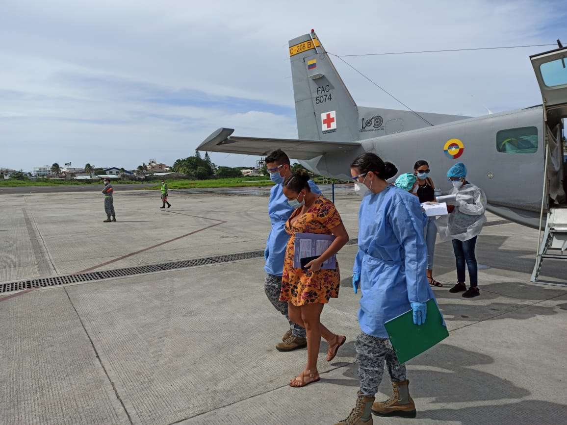 Grupo Aéreo del Caribe realizó traslado aeromédico a mujer en estado de embarazo desde la Isla de Providencia 