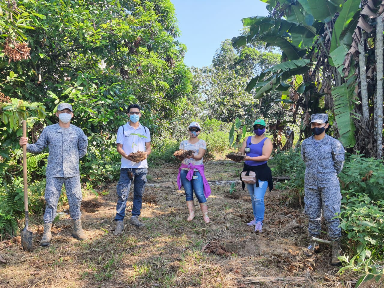 Jornada de reforestación en el Amazonas es liderada por su Fuerza Aérea Colombiana