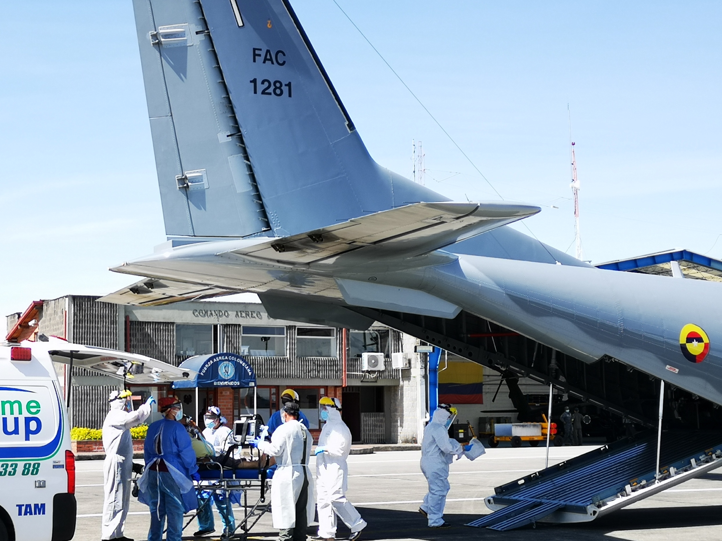 Aeronaves de su Fuerza Aérea se convierten en esperanza de vida en medio de la pandemia