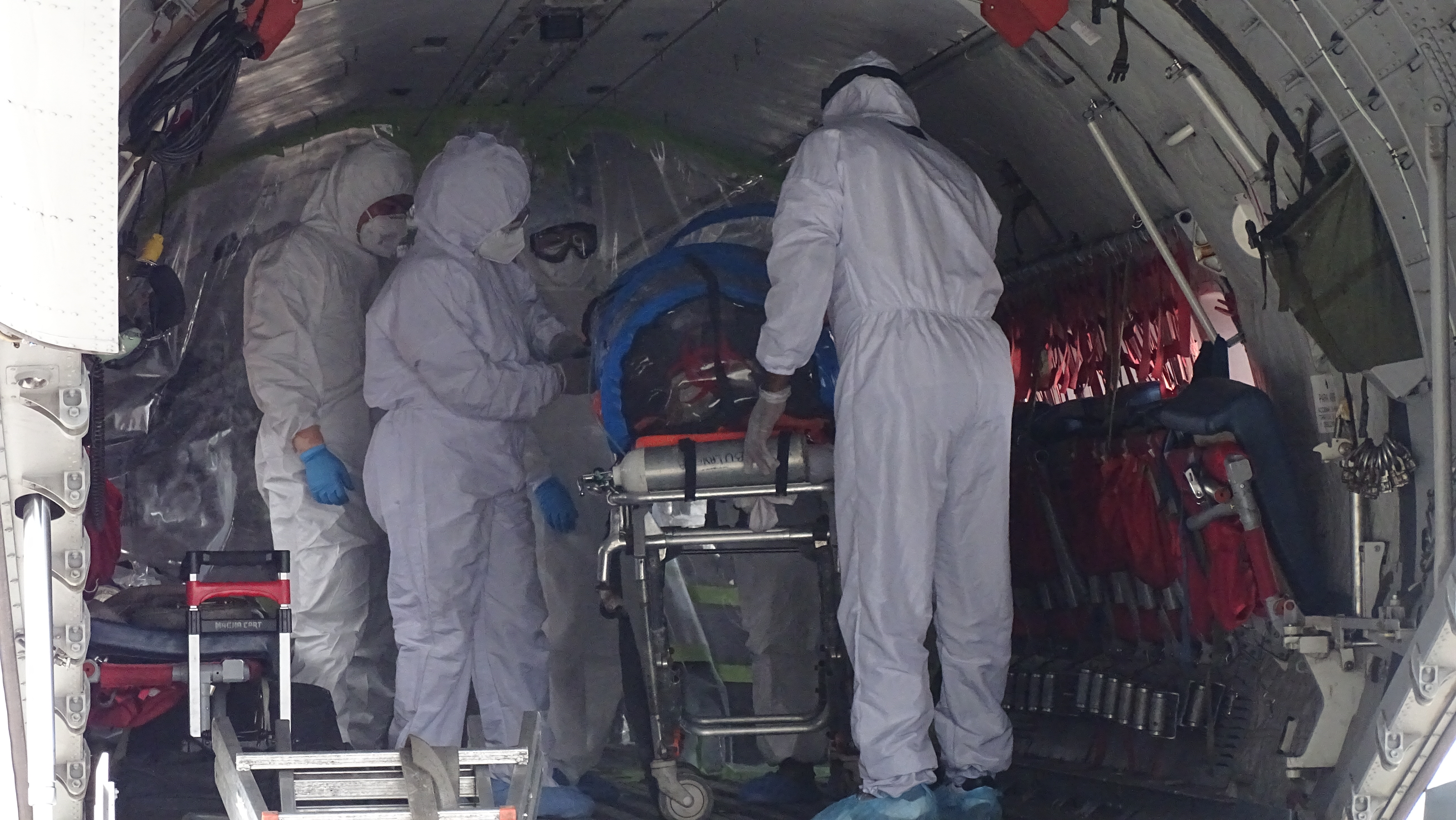 Paciente COVID fue trasladado por la Fuerza Aérea desde la isla de Providencia
