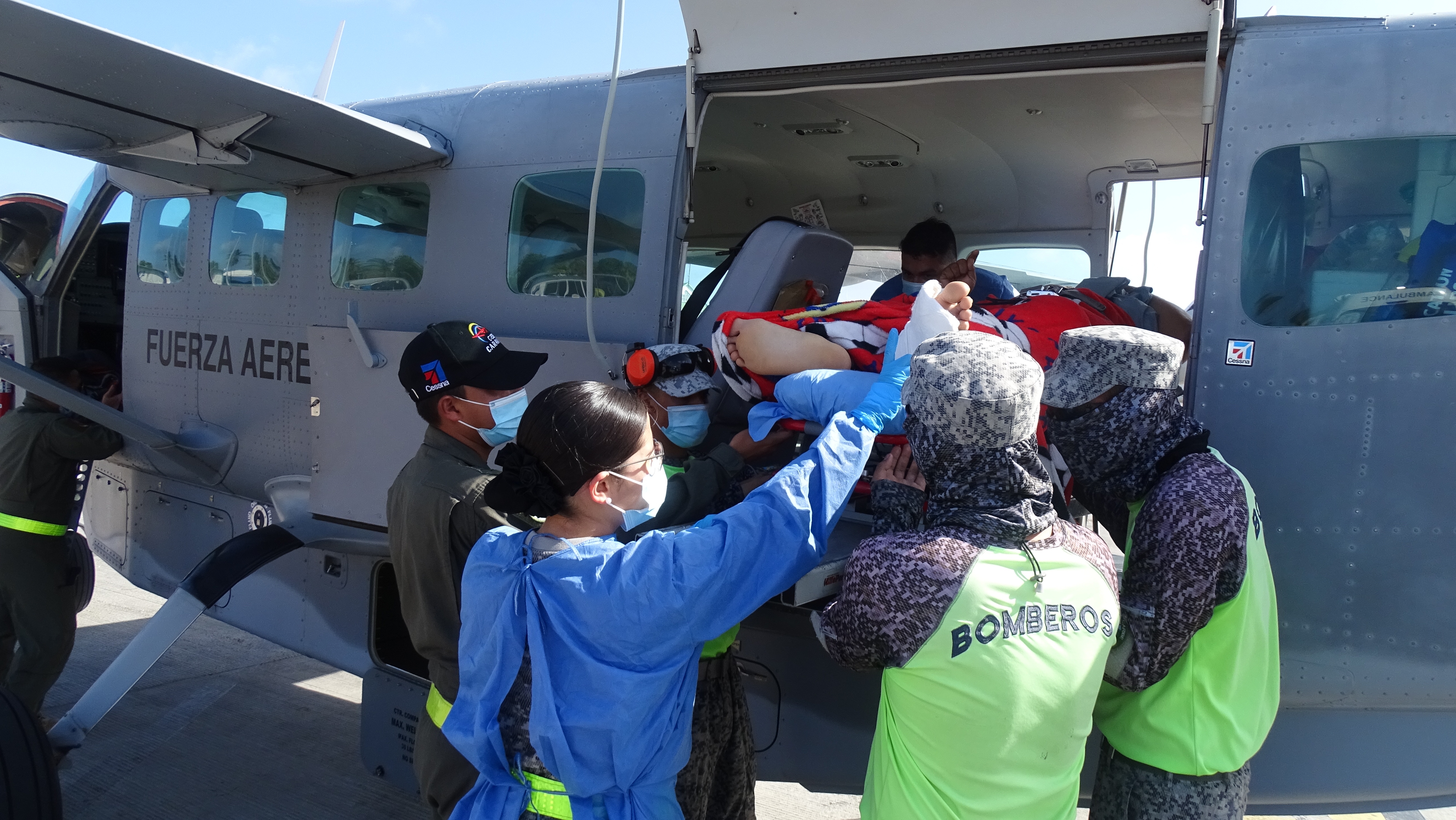 Grupo Aéreo del Caribe realizó traslado aeromédico de persona lesionada por accidente de tránsito en Providencia.