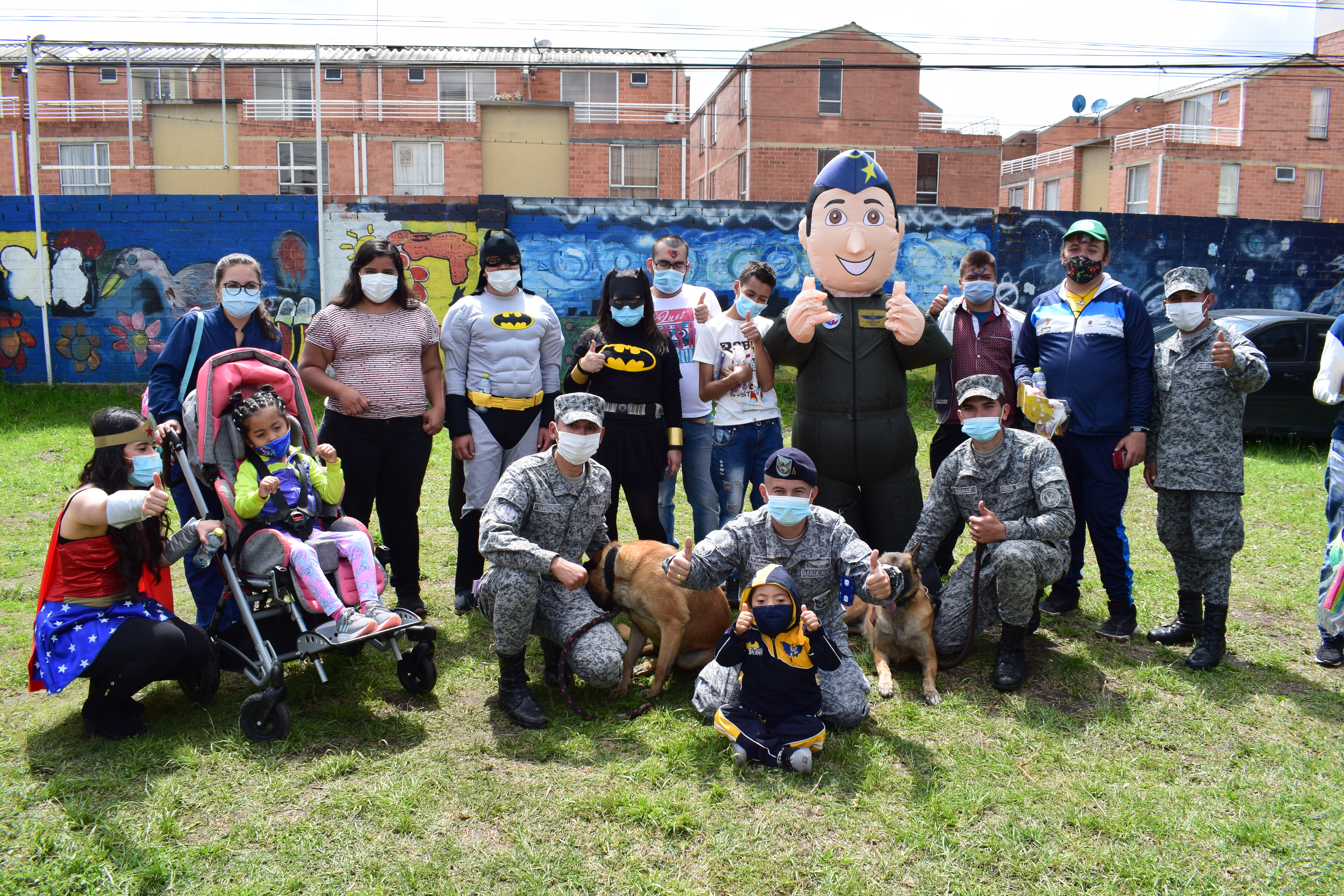 Fuerza Aérea Colombiana apoya niños discapacitados en Madrid, Cundinamarca