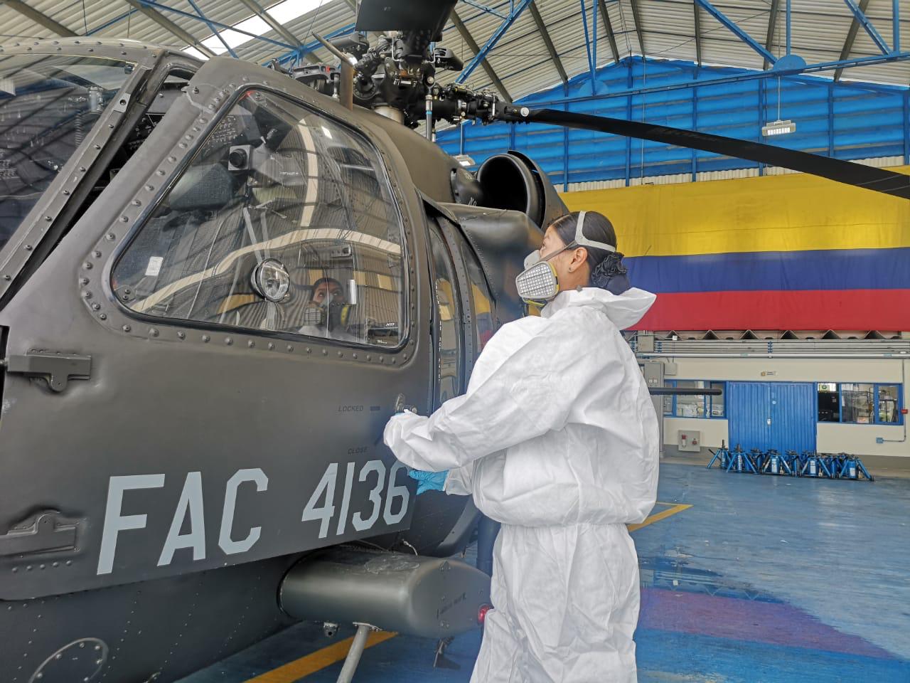 Al servicio de los colombianos estará la primera aeronave pintada con insumos nacionales