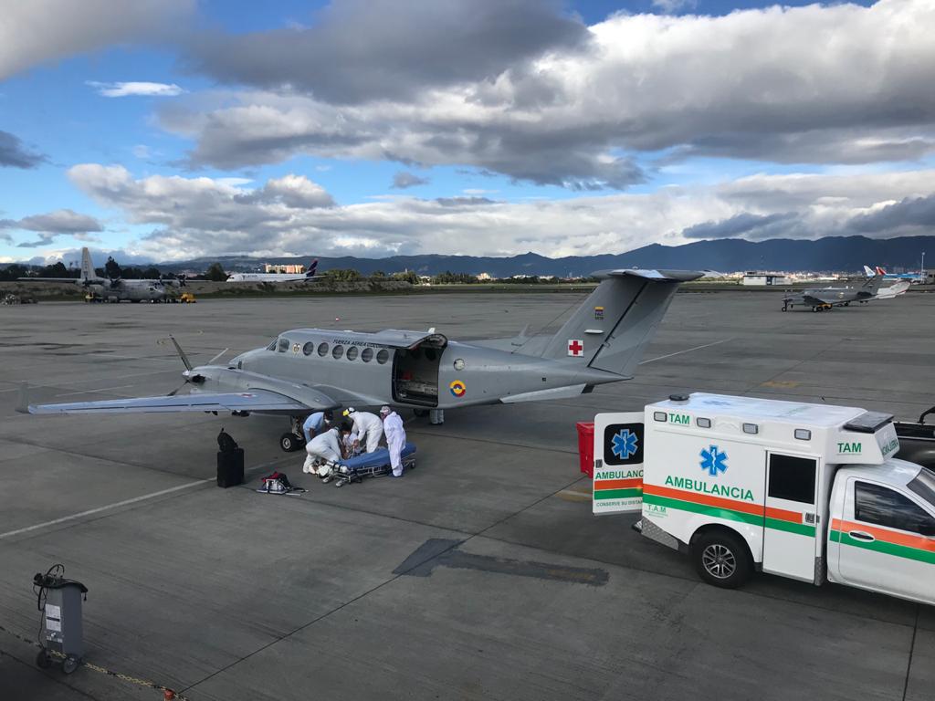 Traslado aeromédico a paciente con COVID fue realizado por su Fuerza Aérea 