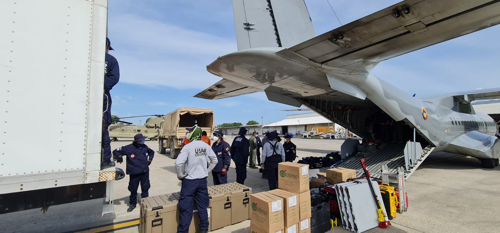 Nueva ayuda es transportada a la isla de Haití por su Fuerza Aérea Colombiana