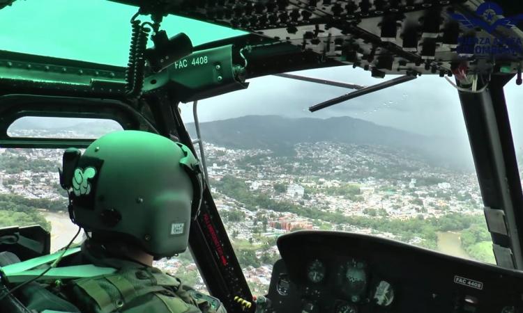 El Comando Aéreo de Combate No.6 de su Fuerza Aérea Colombiana realiza continuamente patrullajes en las áreas aledañas de la unidad militar y poblaciones cercanas del municipio de Solano con el fin de brindar seguridad a los ciudadanos.