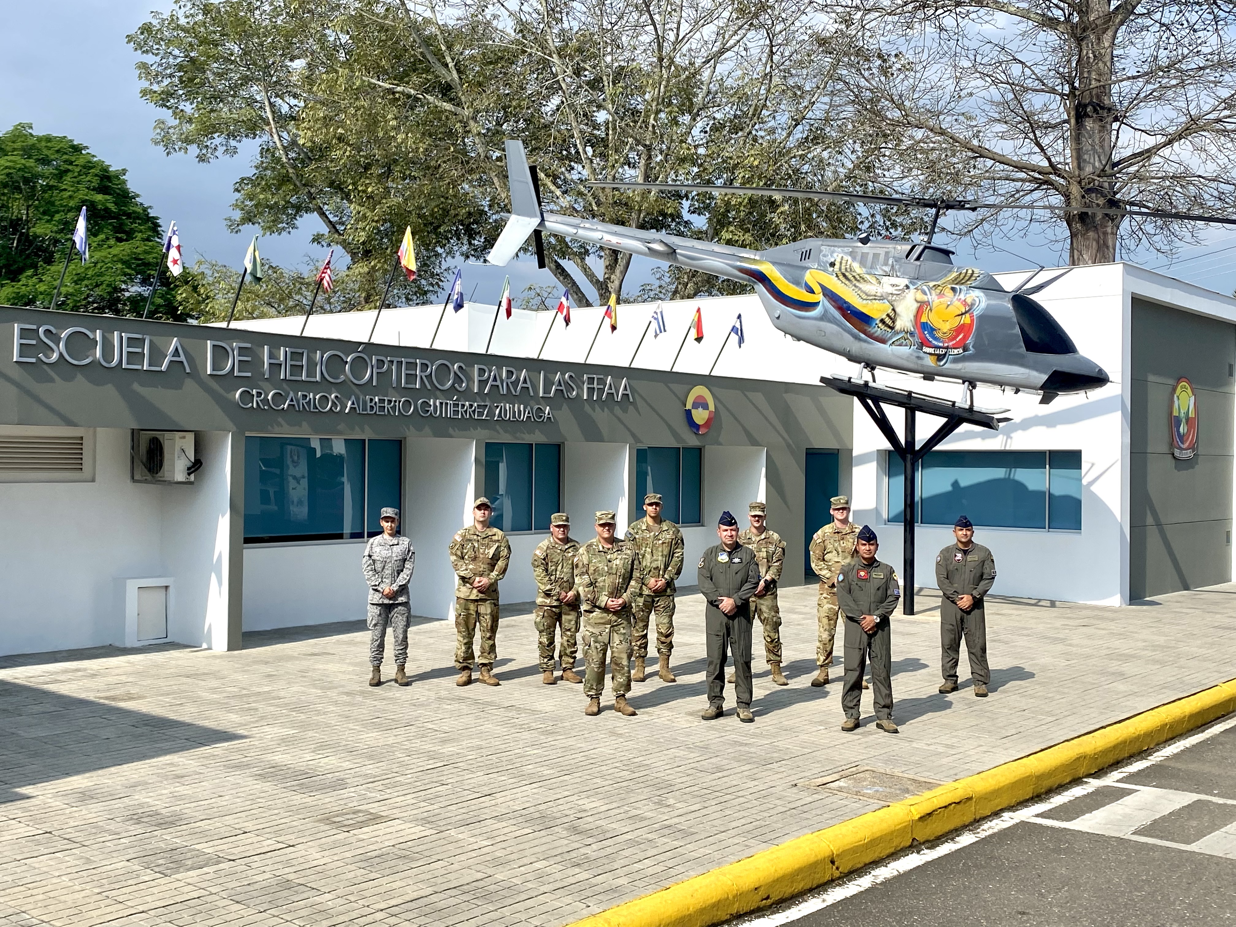 Comitiva del Ejército de Estados Unidos realizó visita estratégica al CACOM 4
