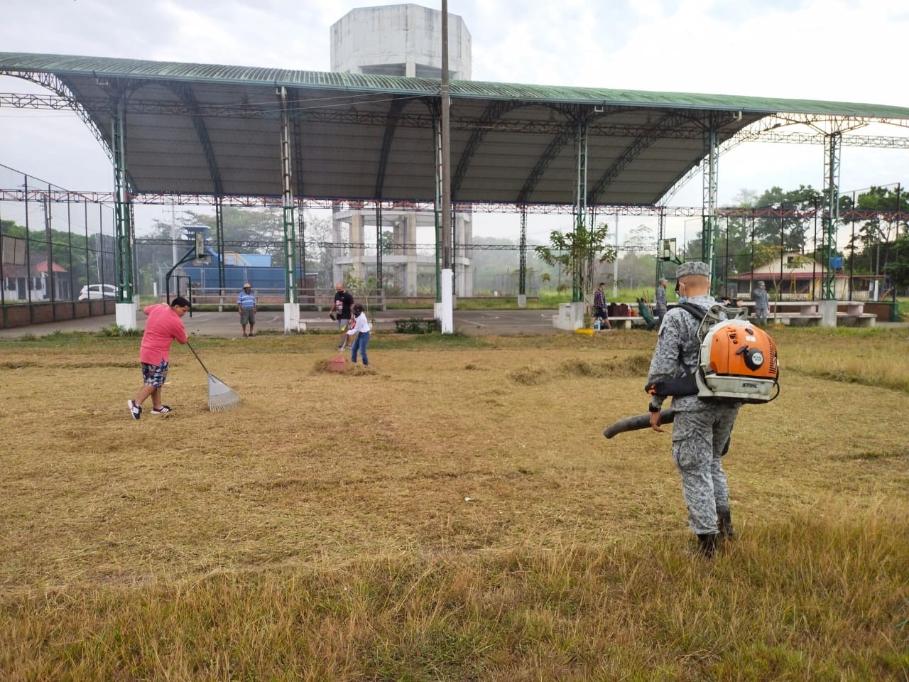 Área rural de Villavicencio fue embellecida con apoyo de su Fuerza Aérea