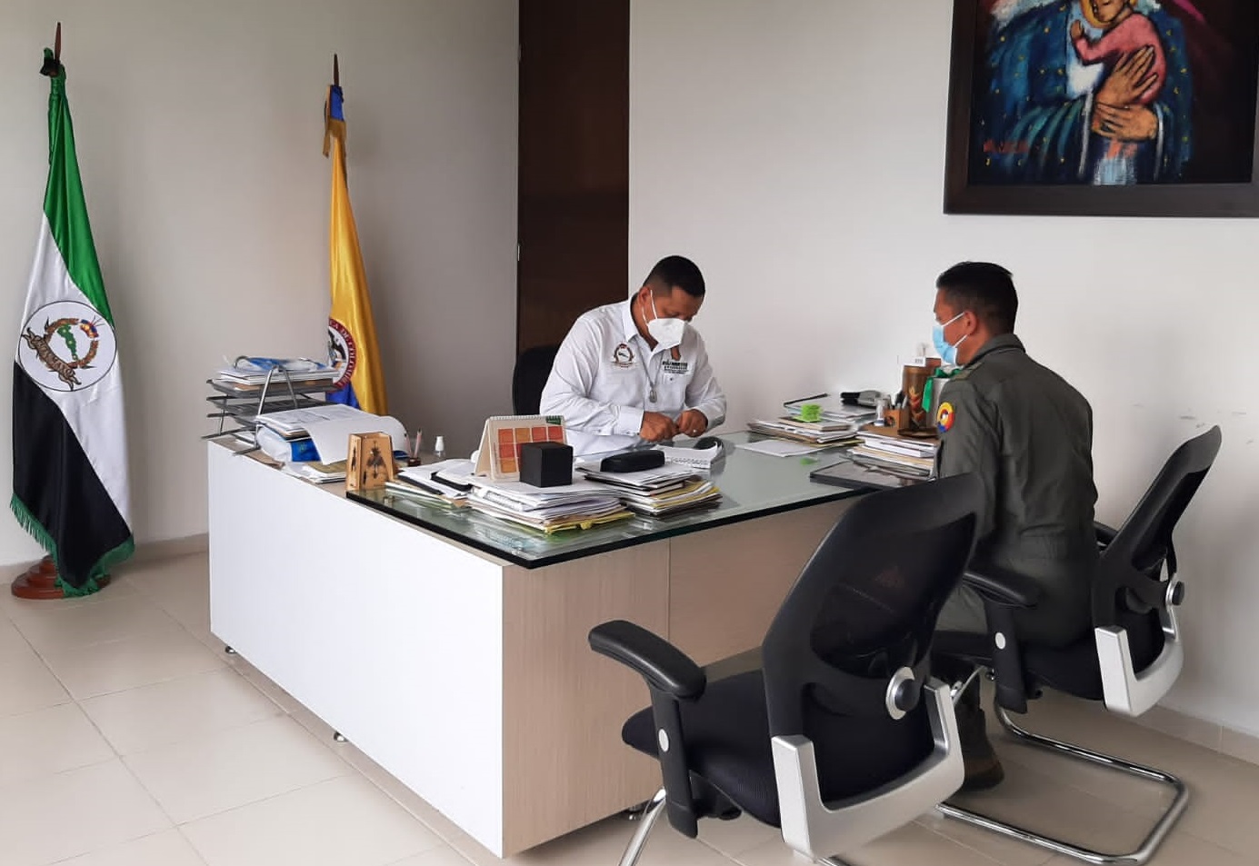 Visita estratégica entre su Fuerza Aérea Colombiana y la Gobernación del Putumayo