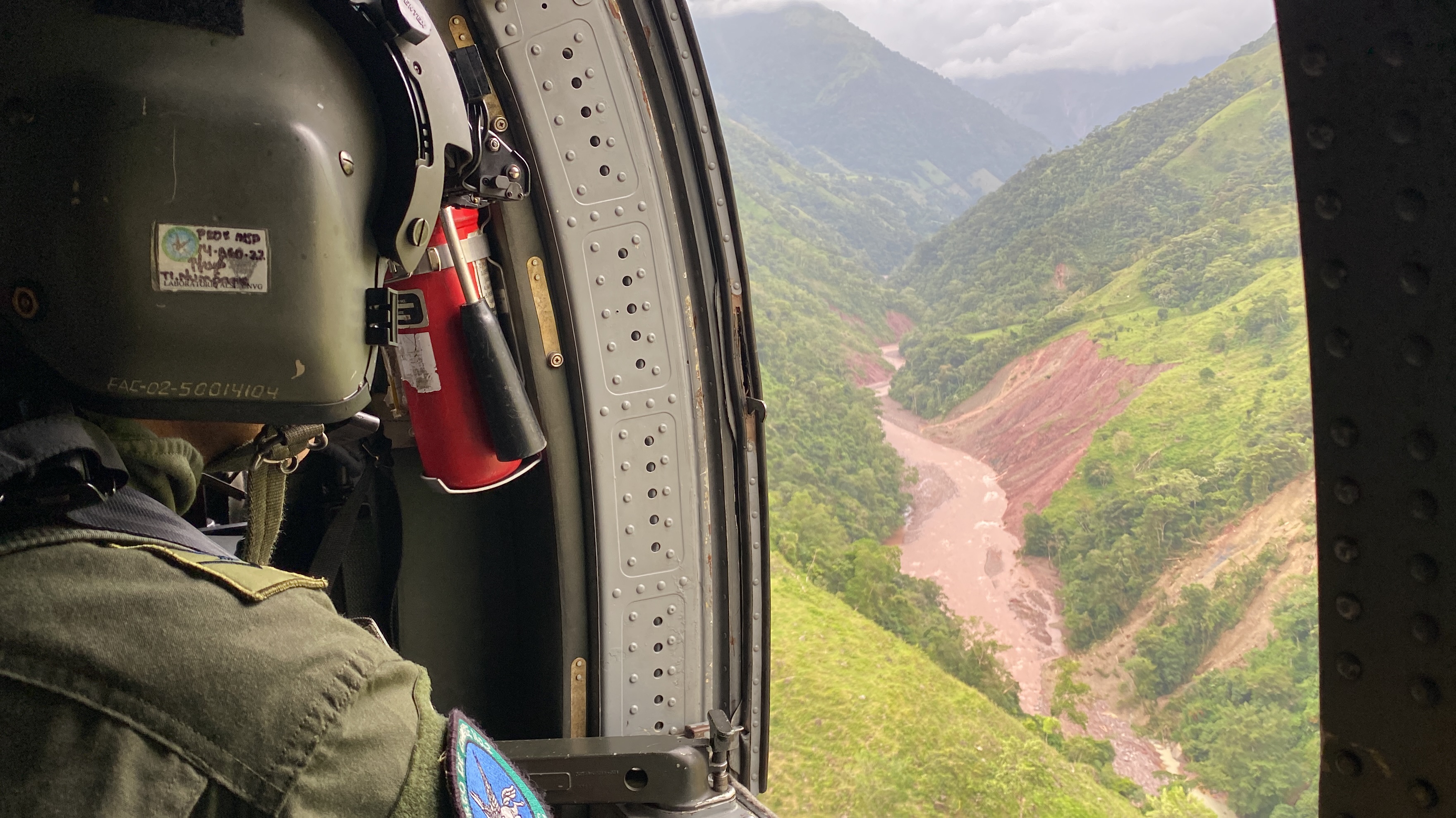 Tras avalancha, bocatoma del acueducto de Villavicencio fue monitoreada por su Fuerza Aérea y autoridades locales