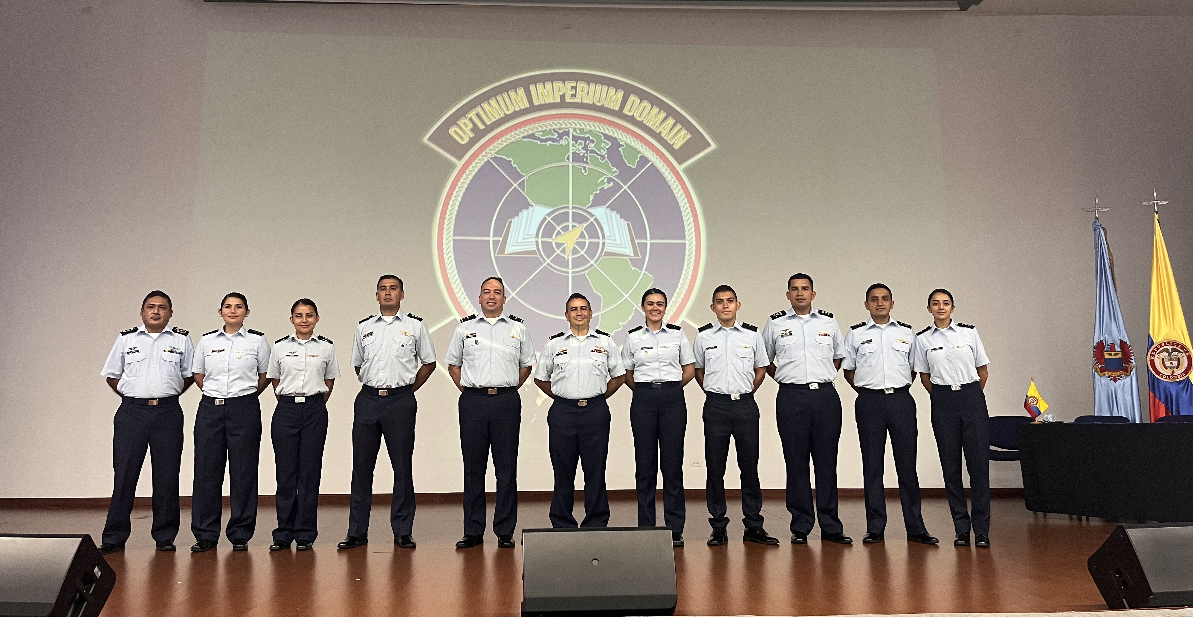 Con Ceremonia militar la Escuela del Sistema de Defensa Aérea Nacional, celebró su aniversario número 11