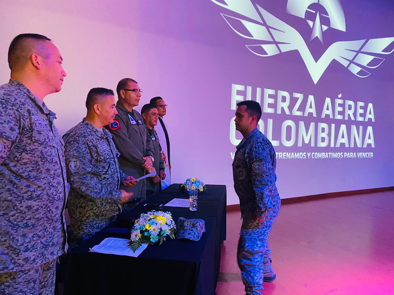 Con ceremonia militar, el Comando Aéreo de Combate No.1, resalta la labor de la especialidad de Defensa Aérea y Antimisil