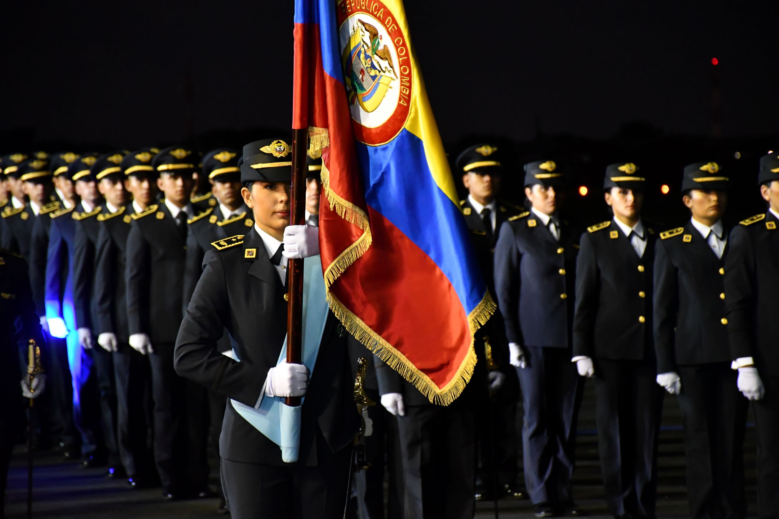 Nuevos Subtenientes forman parte de su Fuerza Aérea Colombiana