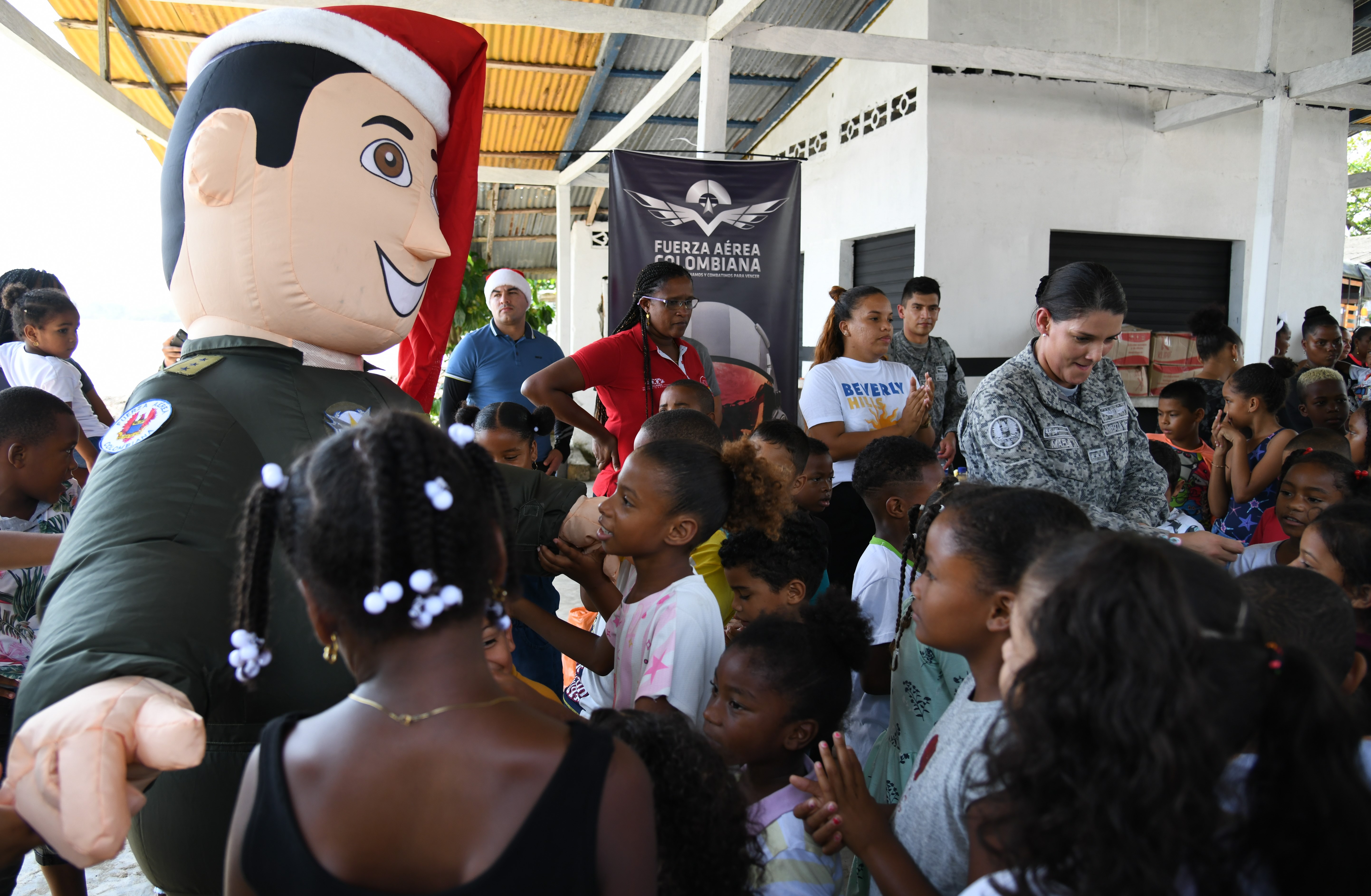 ‘Operación Gratitud’ alegró la Navidad a niños y niñas de Acandí, Chocó