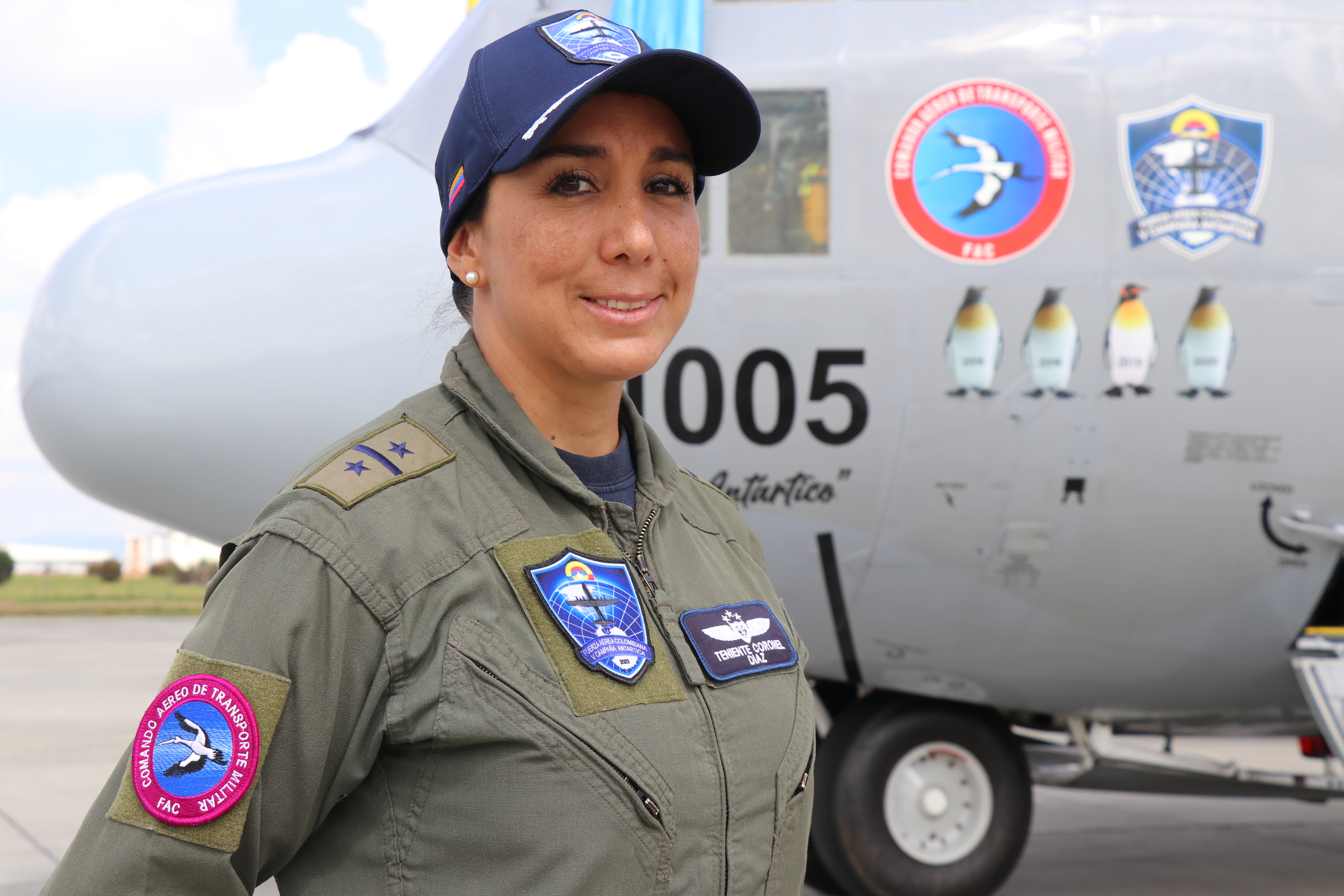 Piloto instructora del C-130 se certificará en misiones polares en la Antártida 