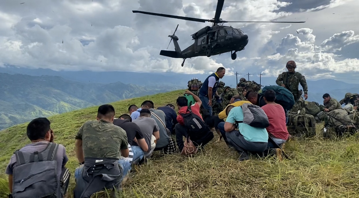 A la fecha 116 personas han sido evacuadas vía aérea desde zonas aledañas al derrumbe de Rosas, Cauca