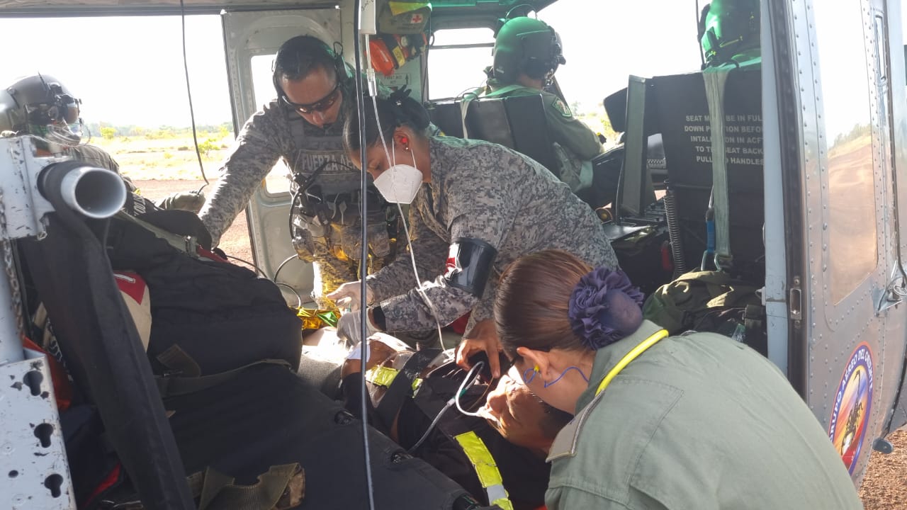 Soldado con complicaciones de salud fue trasladado por su Fuerza Aérea Colombiana.