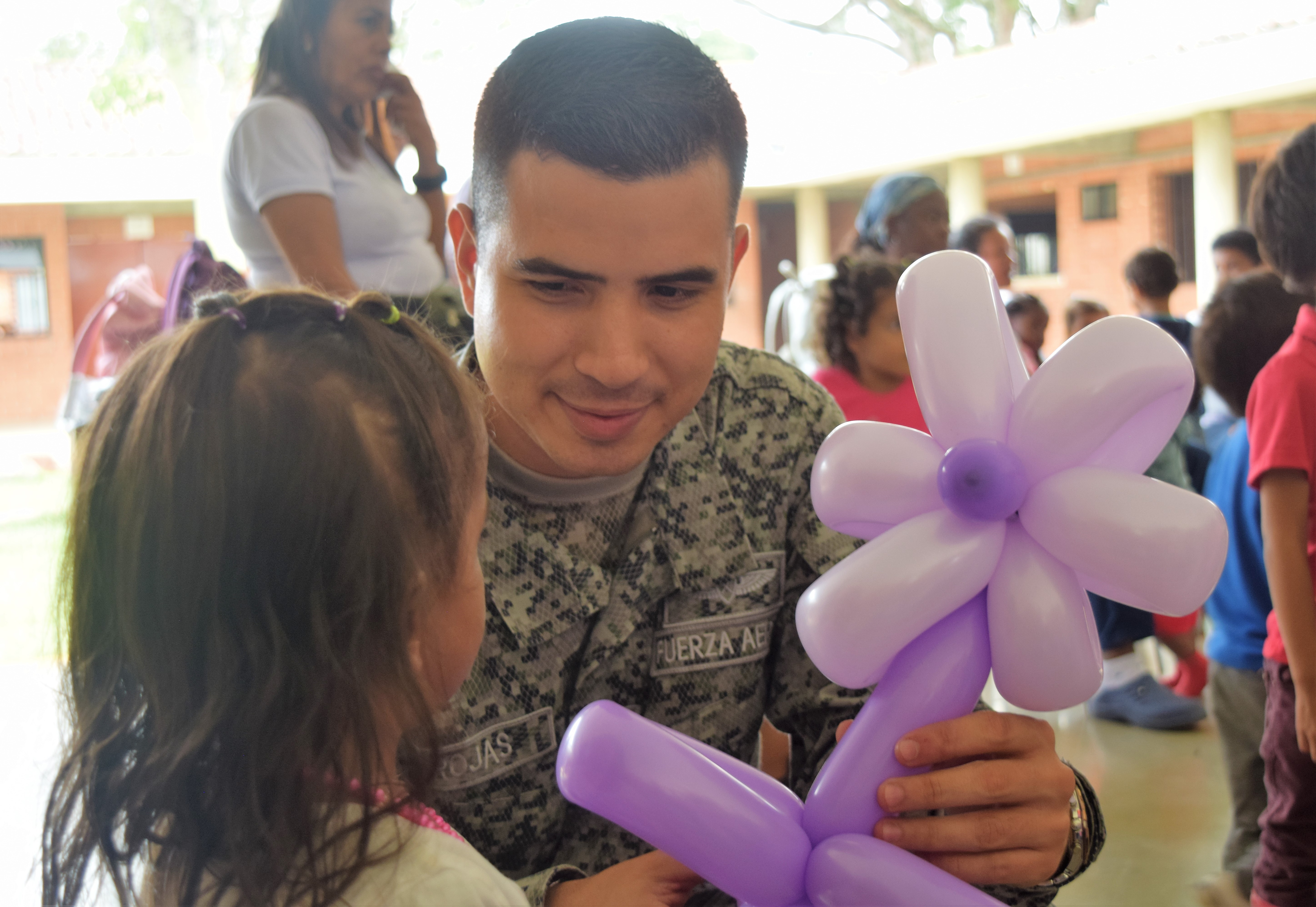 Niños y niñas de la Fundación Chiquitines recibieron jornada de recreación 