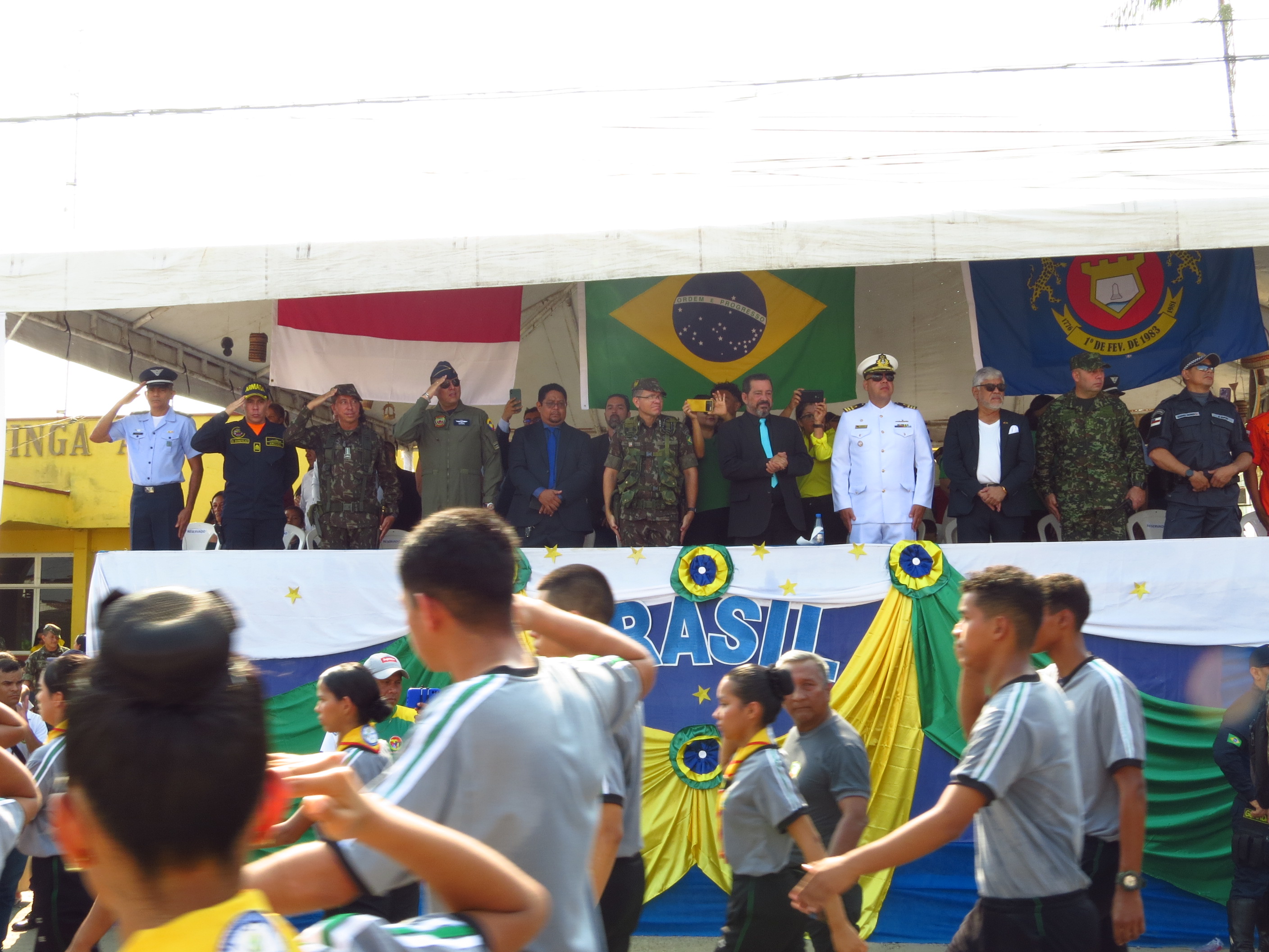 Como muestra de amistad y hermandad se conmemoró los 201 años de libertad de Brasil.