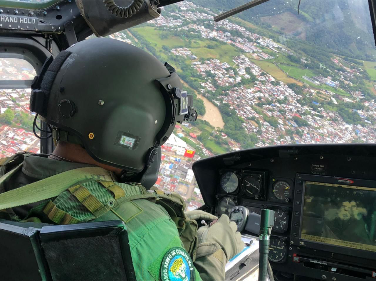 Con patrullaje aéreo su Fuerza Aeroespacial Colombiana hace presencia en el sur oriente del país